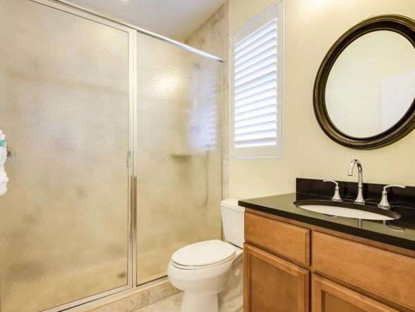 Luxury 4 Bedroom Fort Myers Vacation Home with Private Pool