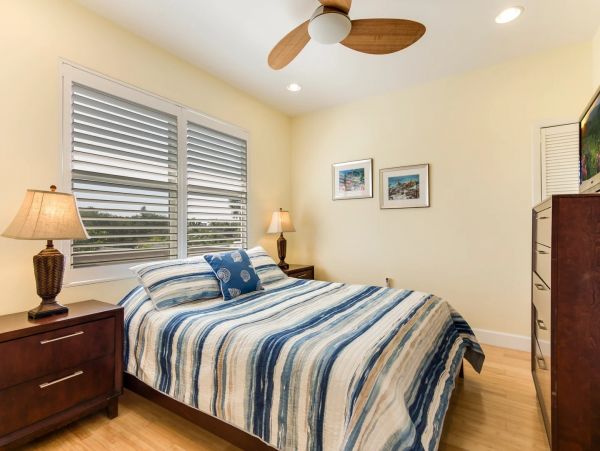 Luxury 4 Bedroom Fort Myers Vacation Home with Private Pool