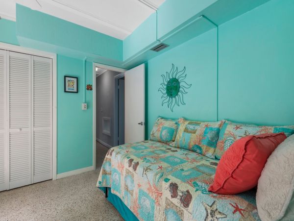 Fort Myers Vacation Home 4 Bedrooms Sleeps 8 Guests