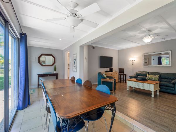 Fort Myers Vacation Home 4 Bedrooms Sleeps 8 Guests