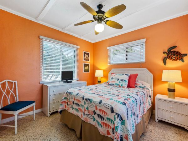 Fort Myers Vacation Home 4 Bedrooms Sleeps 8 Guests