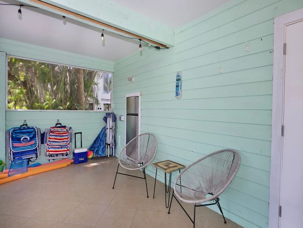 Fort Myers Vacation Home 4 Bedrooms + Den Sleeps 12 Guests