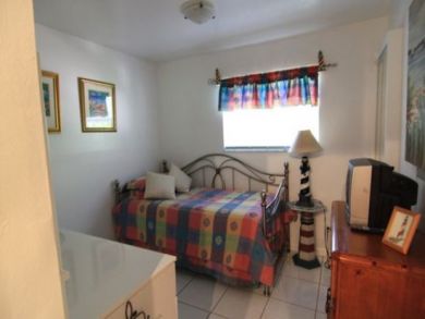 Bedroom 3 with twin trundle beds