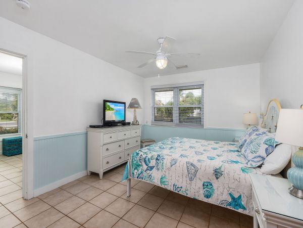 Fort Myers Vacation Home Across the Street from the Beach