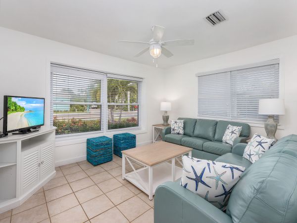 Fort Myers Vacation Home Across the Street from the Beach