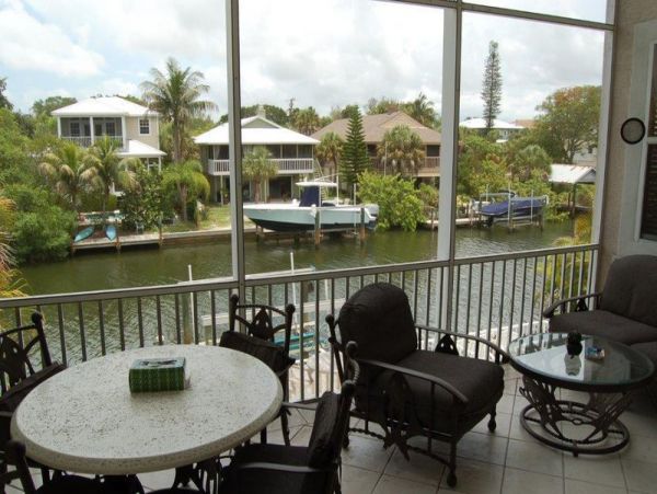 Siesta Key Three Bedroom Luxury Rental Home with Canal View