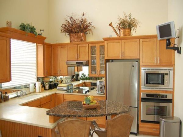Siesta Key Three Bedroom Luxury Rental Home with Canal View