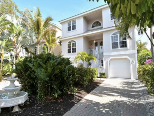 Siesta Key Three Bedroom Luxury Rental Home with Canal View