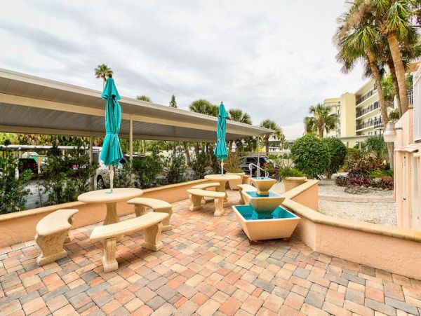 Beautiful Beach Views at this 2 Bedroom Siesta Key Condo