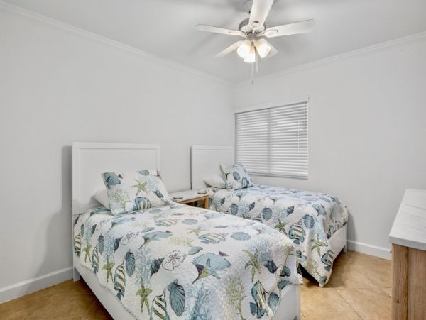 Discover Your Dream Siesta Key Getaway - 2-Bedroom Condo