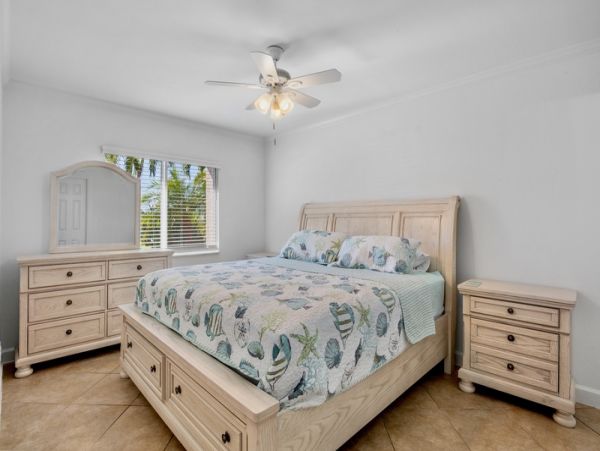 Discover Your Dream Siesta Key Getaway - 2-Bedroom Condo