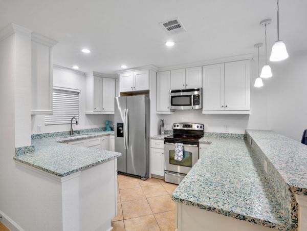 Discover Your Dream Siesta Key Getaway - 2-Bedroom Condo
