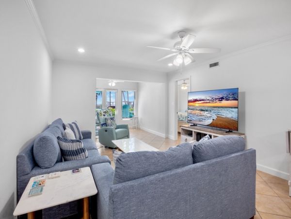 Discover Your Dream Siesta Key Getaway - 2-Bedroom Condo