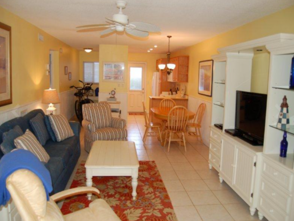 Lovely 2 Bedroom Condo in Siesta Key