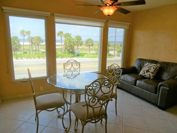 Siesta Key Vacation Condo with Great Views and Walk to Beach