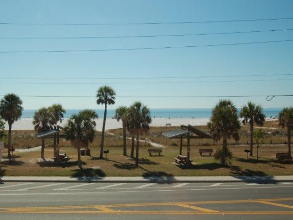 Siesta Key Vacation Condo with Great Views and Walk to Beach