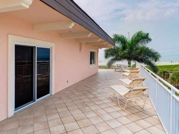 Siesta Key Beachfront Condo Rental 2 Bedrooms Sleeps 4