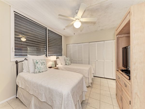 One of the Best Beachside Communities on Longboat Key