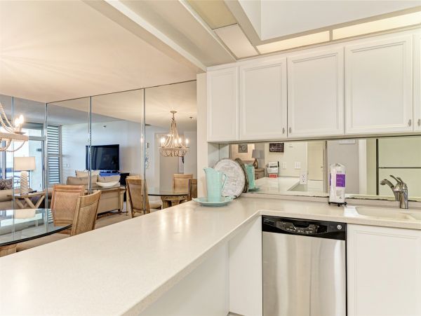One of the Best Beachside Communities on Longboat Key