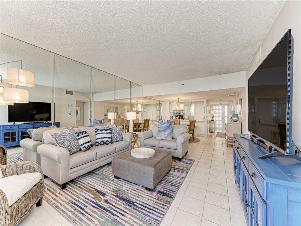 One of the Best Beachside Communities on Longboat Key