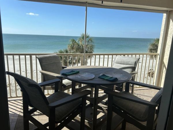 Longboat Key Vacation Rental - Direct Gulf Front Condo with Lanai