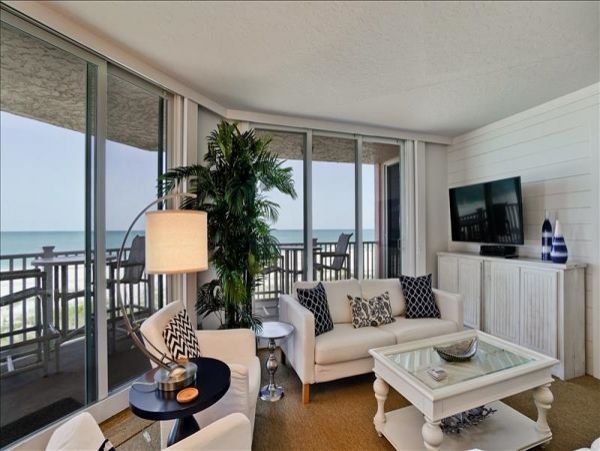 Luxury Beach Condo with Two Bedrooms