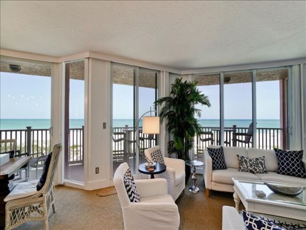 Luxury Beach Condo with Two Bedrooms