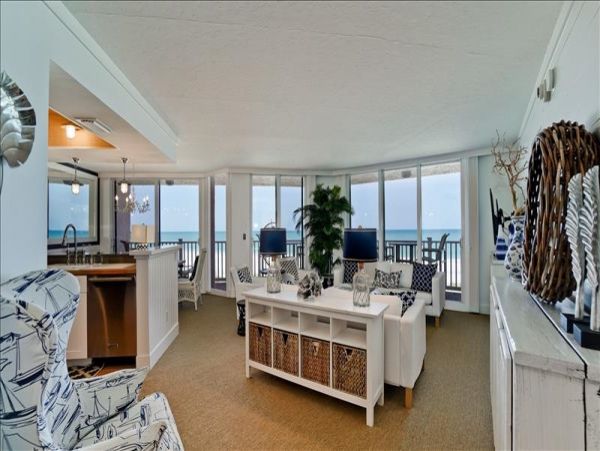 Luxury Beach Condo with Two Bedrooms