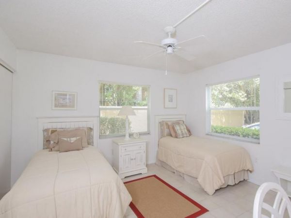 Beachfront Rental Longboat Key with Pool 6 Guests