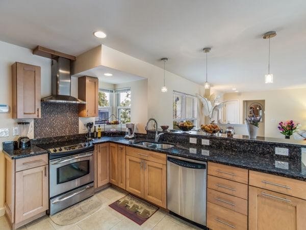 Three Bedroom Vacation Rental Large Screened Pool