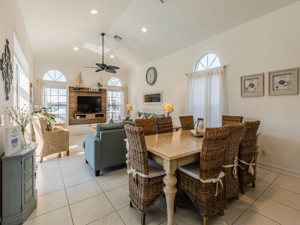 Marco Island Four Bedroom Waterfront Pool Home Walk to Beach