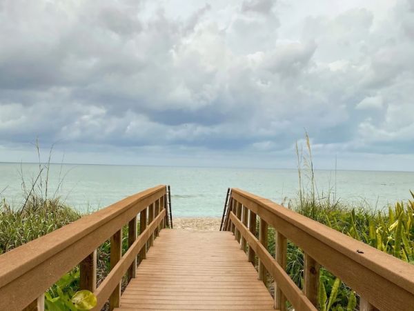 Siesta Key 1 Bedroom Gulf Views Beach Front Sleeps 4