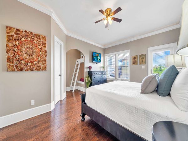 Miramar Beach Vacation Rentals - Emerald Coast Luxury Homes with Pool & Theater