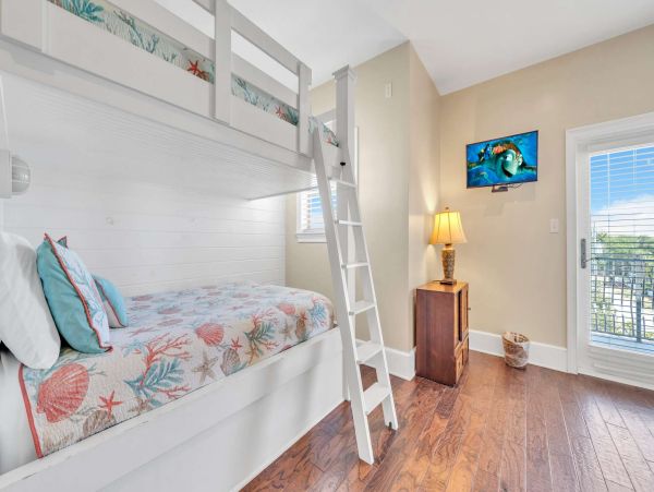 Miramar Beach Vacation Rentals - Emerald Coast Luxury Homes with Pool & Theater