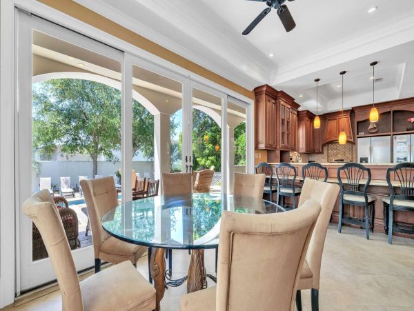 Miramar Beach Vacation Rentals - Emerald Coast Luxury Homes with Pool & Theater