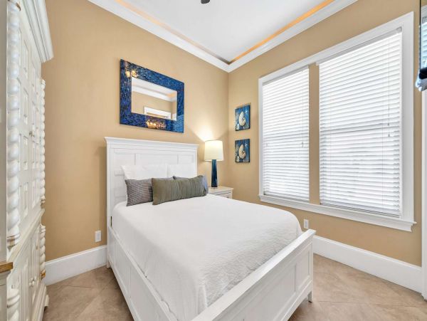 Miramar Beach Vacation Rentals - Emerald Coast Luxury Homes with Pool & Theater