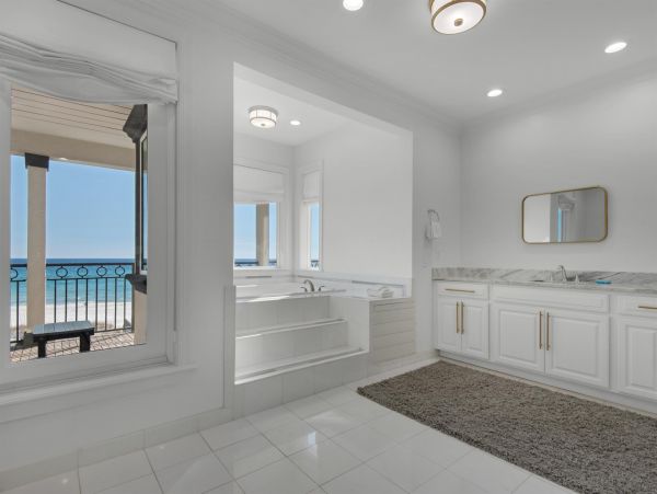 Stunning Destin Beach Front Vacation Home - A Rare Gem!