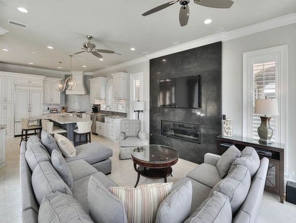Luxury Beach House with Seven Bedrooms & Full Ocean Views
