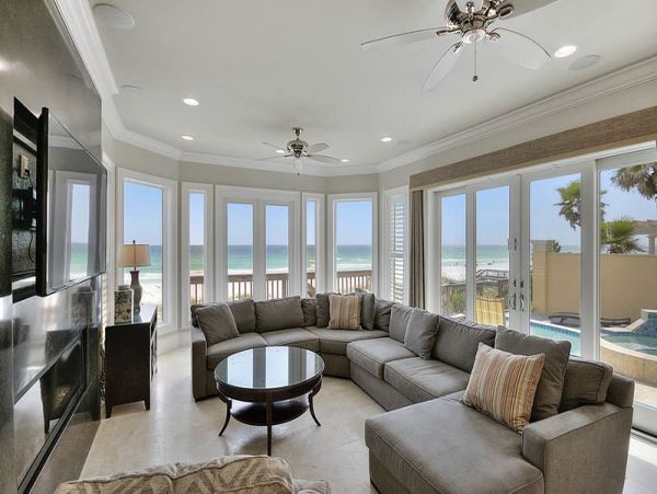 Luxury Beach House with Seven Bedrooms & Full Ocean Views