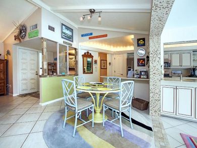 Sanibel Vacation Home Sleeps Six Guests