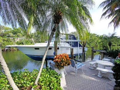 Sanibel Vacation Home Sleeps Six Guests