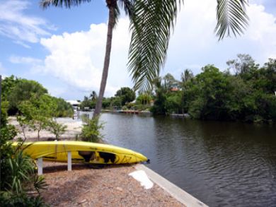 Sanibel Vacation Home Sleeps Six Guests