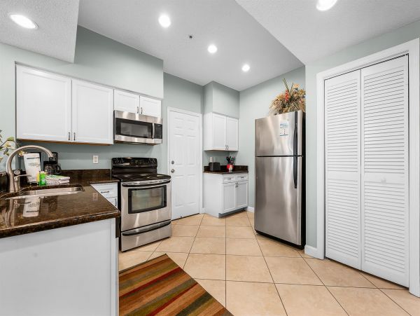 Sleep up to 18 guests at this Amazing Destin Rental Property