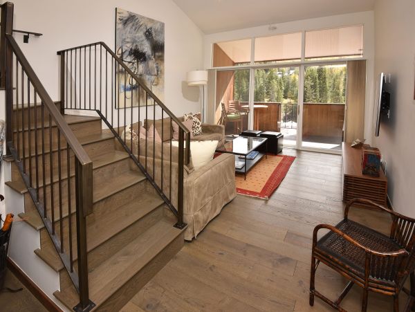 Ski Condo at Base of Vail Mountain- Best Ski Accommodation