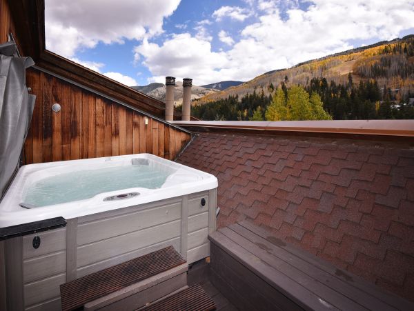 Ski Condo at Base of Vail Mountain- Best Ski Accommodation