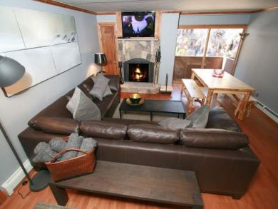 Lionshead Two Bedroom Rental Available Now for Ski Season