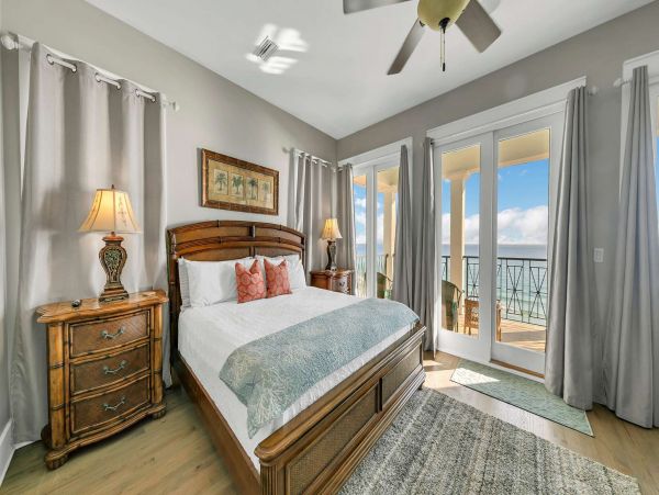 Beach-Front Miramar Home with Private Beach Access Sleeps 20