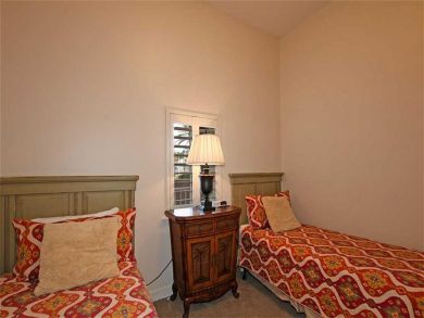 Destin Beach Rental With Beach Service & Full Gulf Views