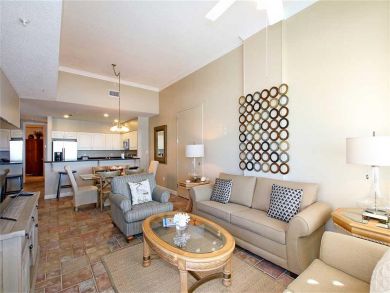 Destin Beach Rental With Beach Service & Full Gulf Views