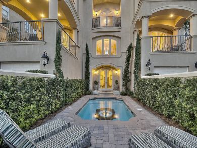 Luxury 5 Bedroom Destin Rental will Sleep 15 Guests - Pool